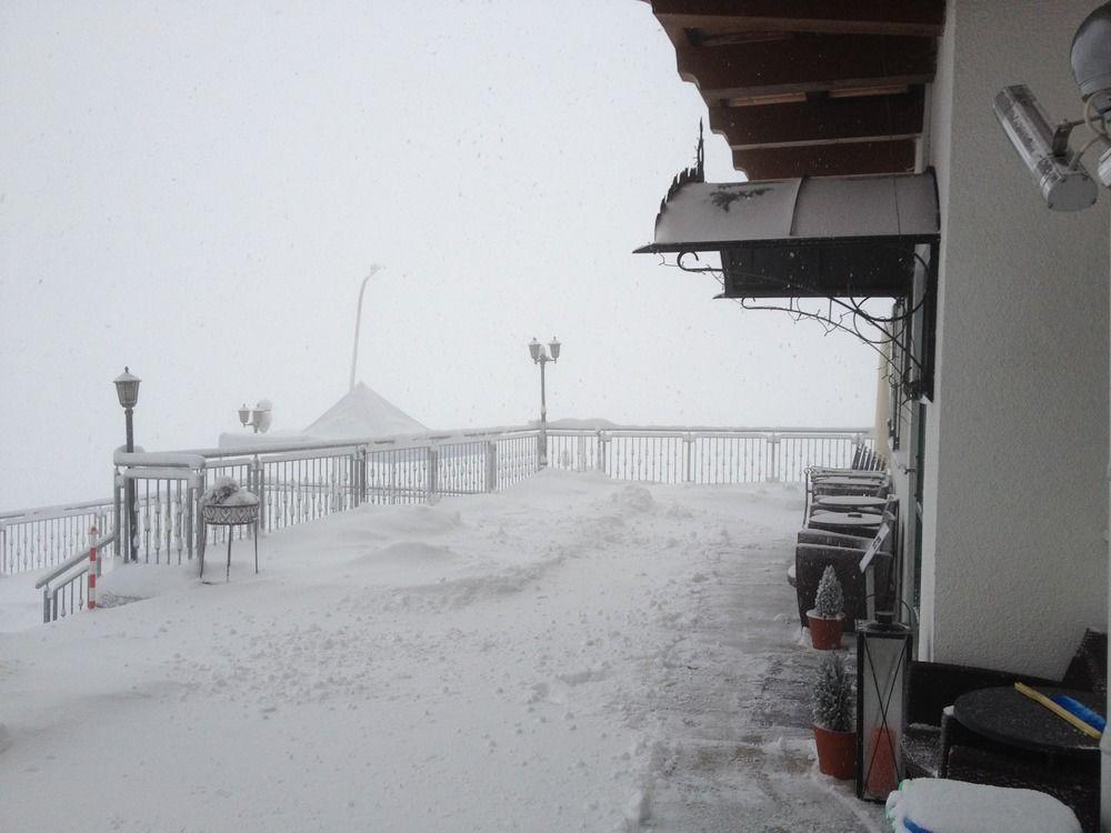 Hotel Hahnbaum St. Johann im Pongau Exterior foto